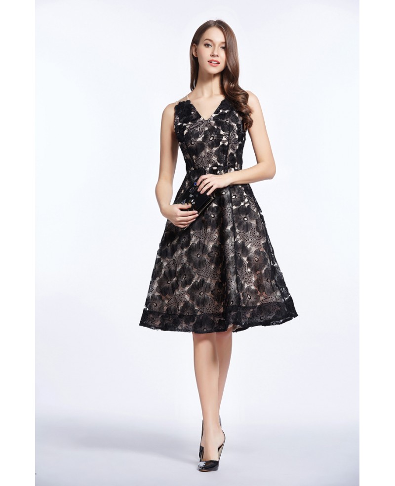 Elegant A-Line V-neck Organza Lace Knee-Length Dress