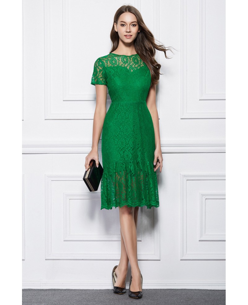 Elegant Lace Knee-Length Wedding Party Dress With Short Sleeves