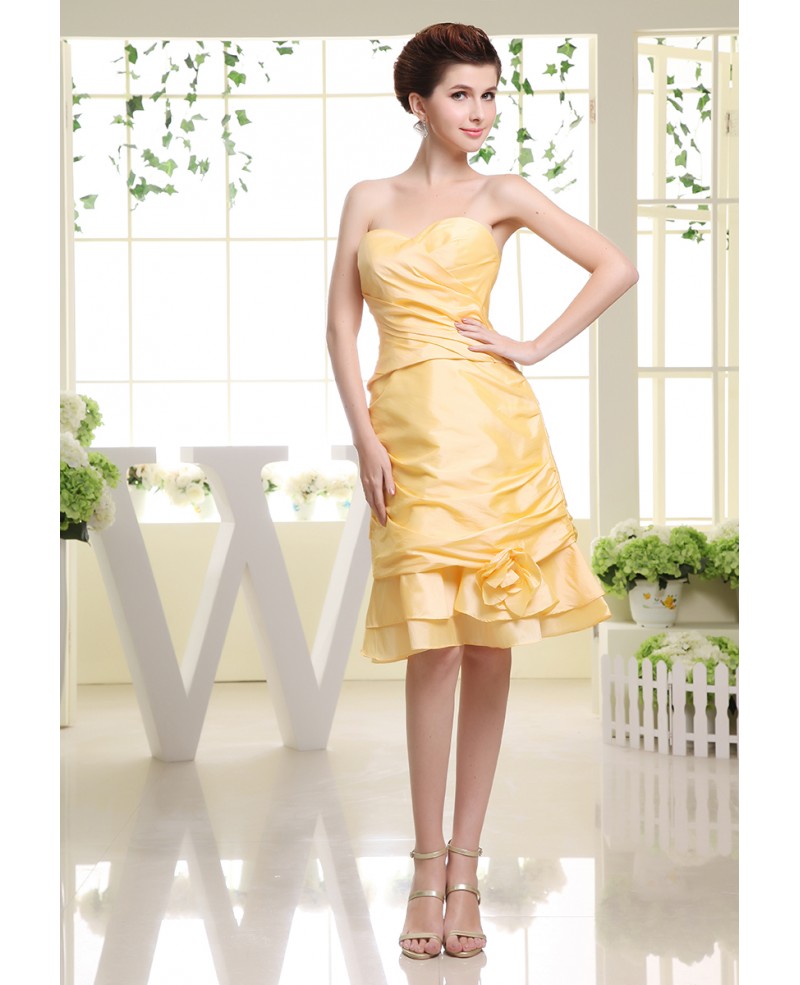 A-line Sweetheart Knee-length Satin Bridesmaid Dress