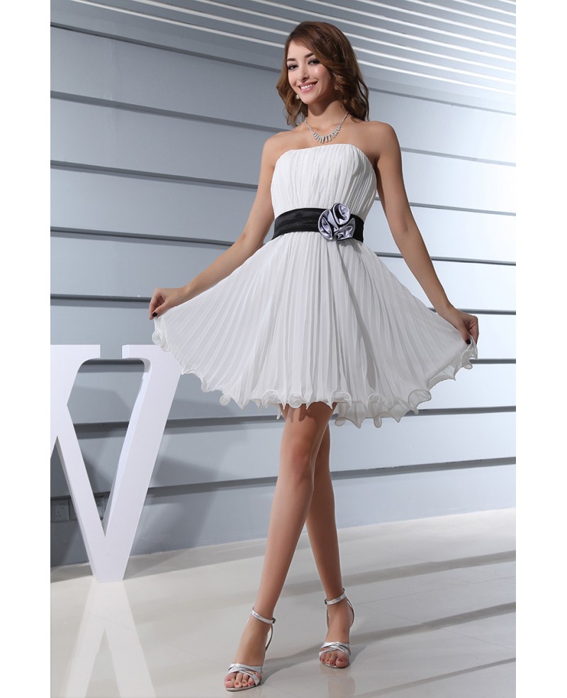 A-line Strapless Short Chiffon Homecoming Dress With Ruffle - Click Image to Close