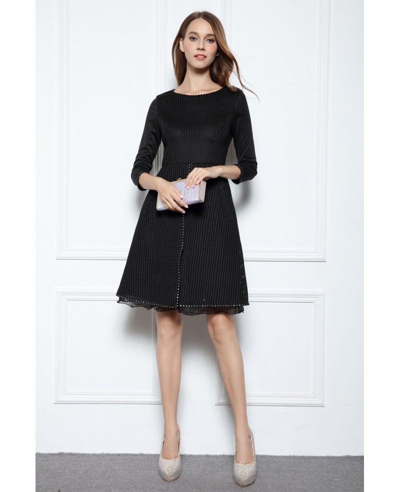 Black A-line Scoop Neck Knee-length Formal Dress With Beading