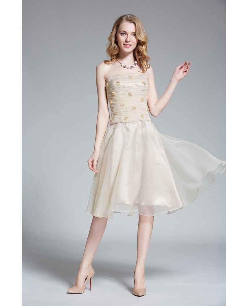 Lovely Strapless Organza Short Homecoming Dress With Beading - Click Image to Close