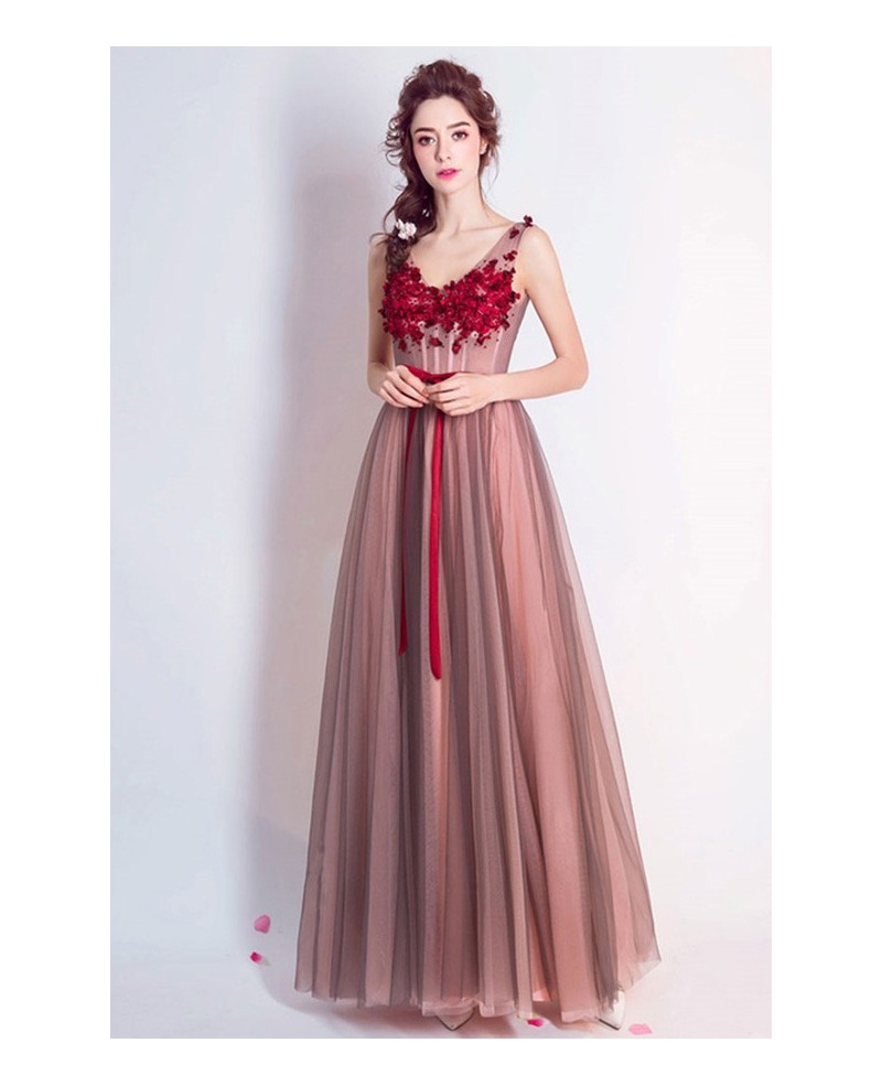 Red A-line V-neck Floor-length Formal Dress With Appliques Lace