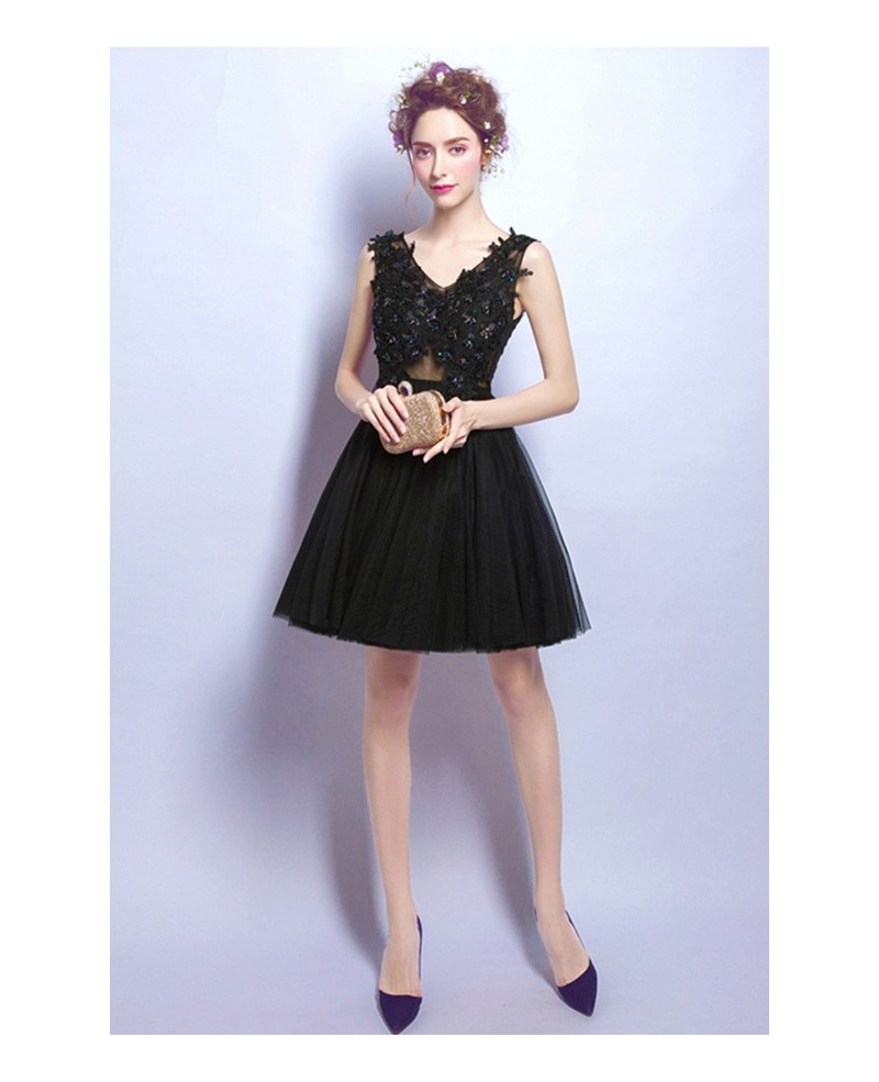 Black A-line V-neck Short Tulle Formal Dress With Beading