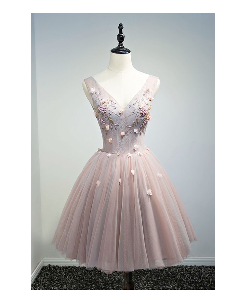 Vintage Ball-gown V-neck Short Tulle Homecoming Dress With Beading - Click Image to Close