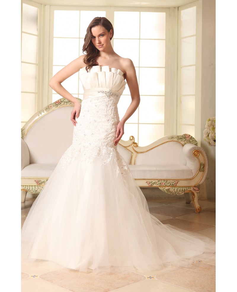 Mermaid Strapless Sweep Train Tulle Wedding Dress With Beading Appliques Lace
