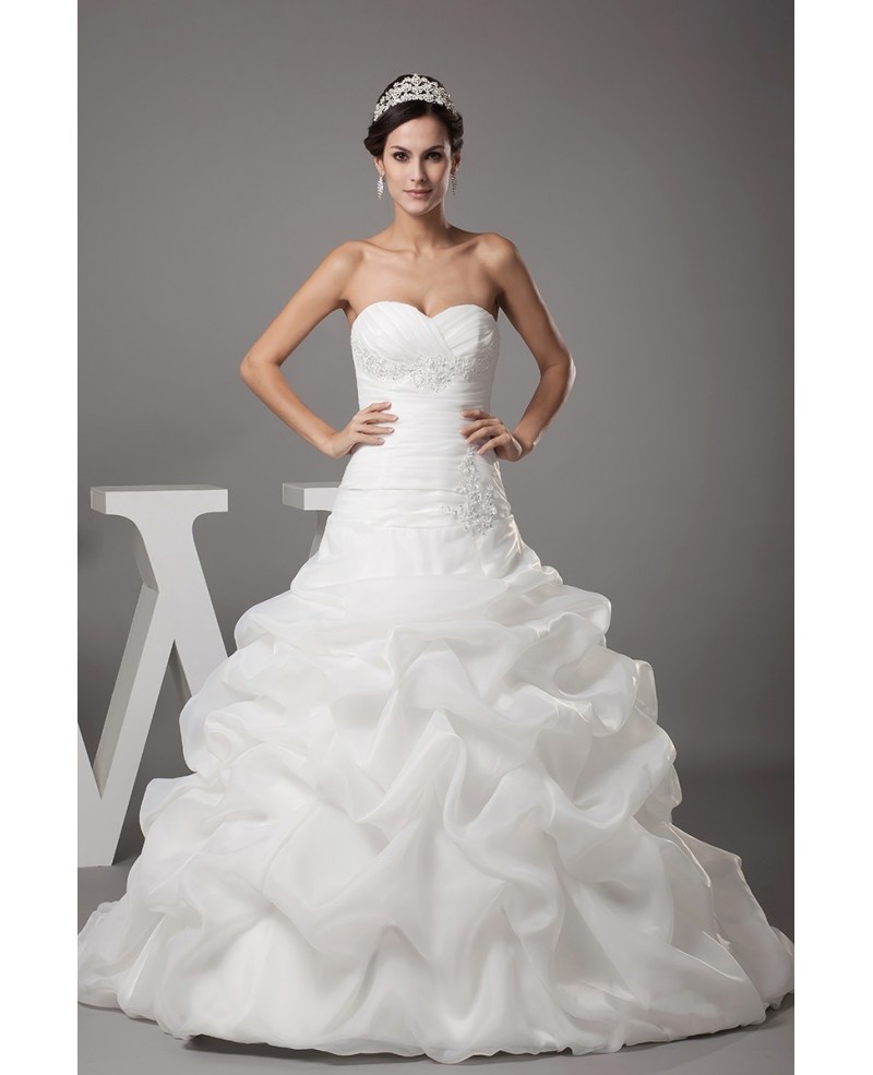 Sweetheart Pleated Cascading Ruffles Wedding Dress with Train