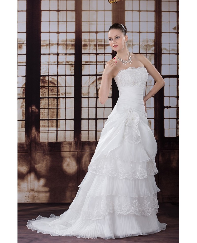 Beautiful Layered Taffeta Strapless Wedding Dress