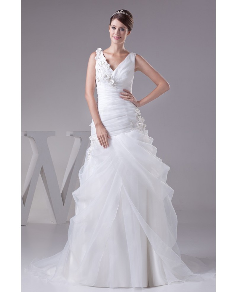 V-neck Organza Body Fitted Wedding Dress with Flowers - Click Image to Close