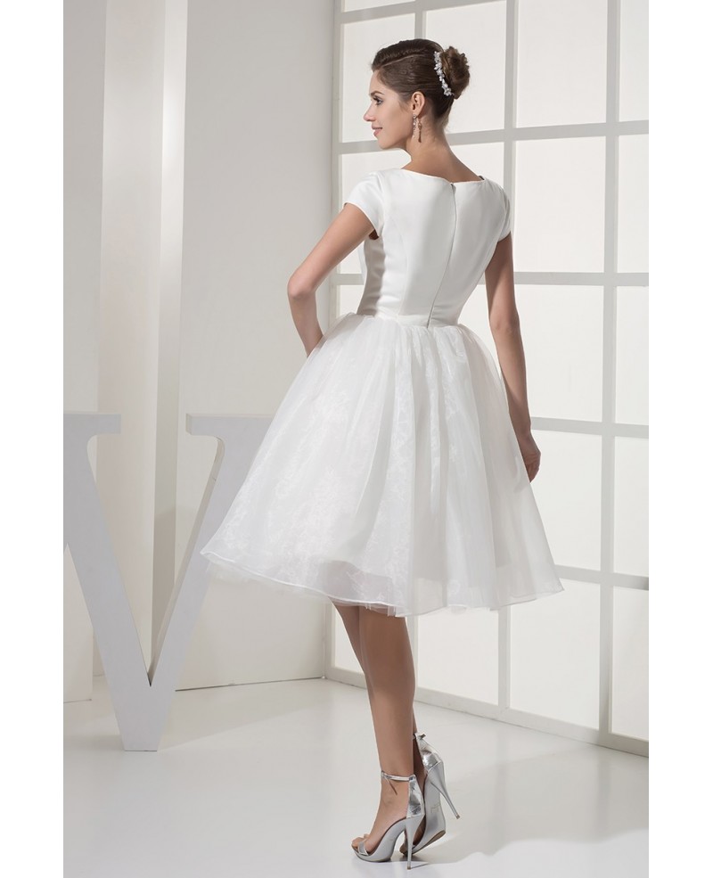 Simple Modest Ballroom Short Sleeved White Wedding Gown in Satin and Organza