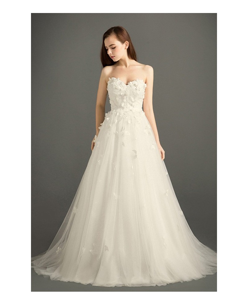 Romantic Ball-gown Sweetheart Court Train Tulle Wedding Dress With Flowers