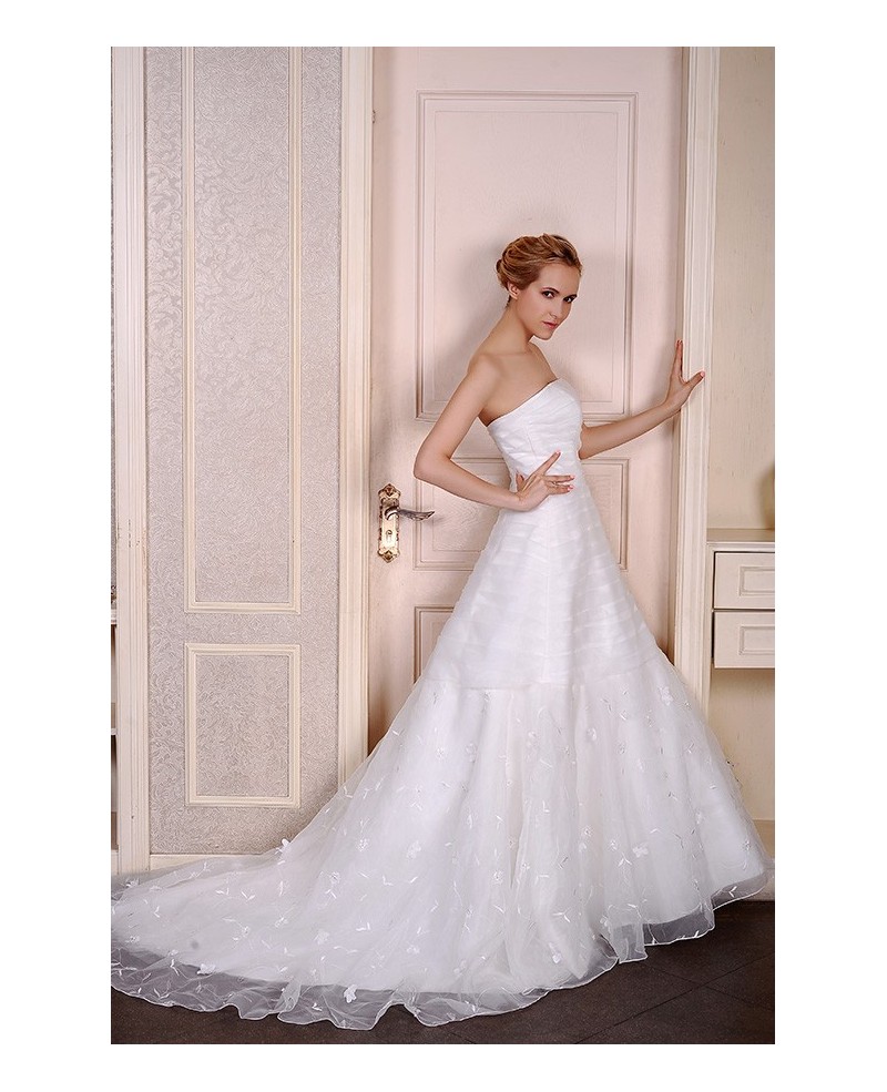 Ball-Gown Strapless Court Train Tulle Wedding Dress With Flowers Pleated