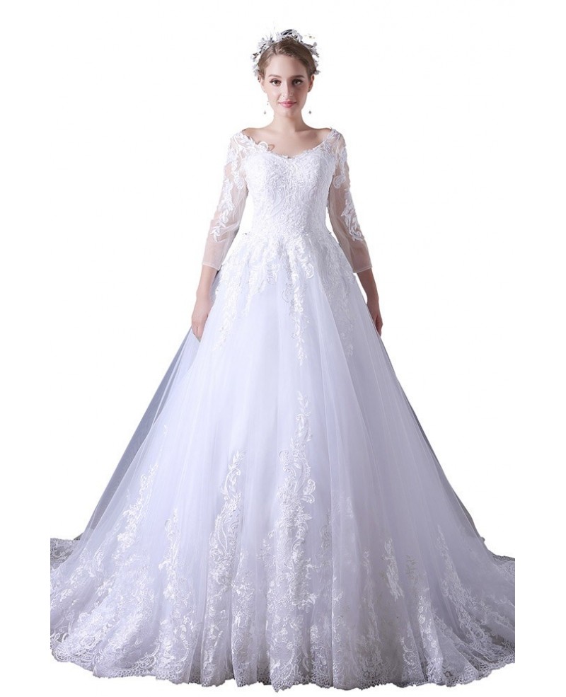 Ball-gown V-neck Court Train Tulle Wedding Dress With Lace