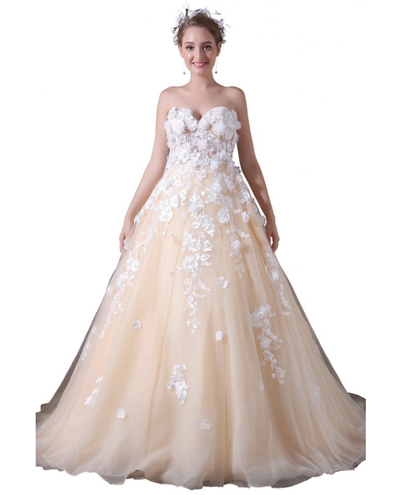 Ball-gown Sweetheart Court Train Tulle Wedding Dress With Appliques Lace