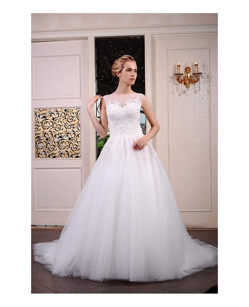 Ball-Gown Scoop Neck Chapel Train Tulle Wedding Dress With Appliques Lace