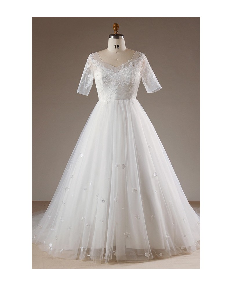 Plus Size Flowers Lace Long Tulle Beach Wedding Dress With Short Sleeves