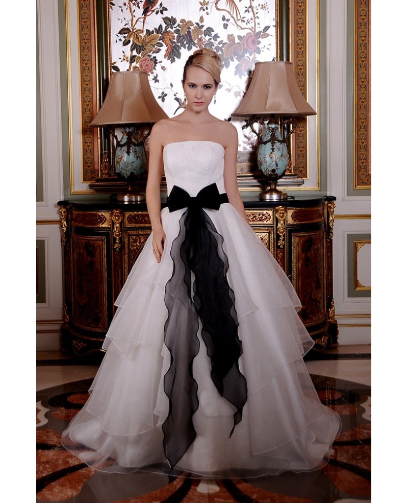Ball-Gown Strapless Sweep Train Organza Wedding Dress With Appliques Lace Bow