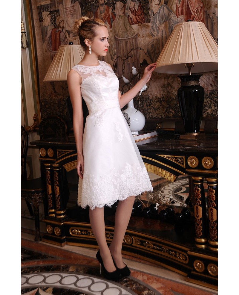 A-Line Strapless Short Organza Wedding Dress With Appliques Lace