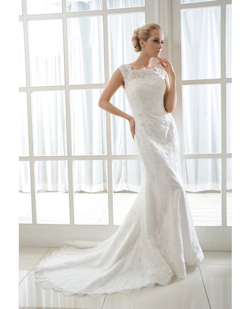 Mermaid Scoop Neck Court Train Tulle Wedding Dress With Beading Appliques Lace