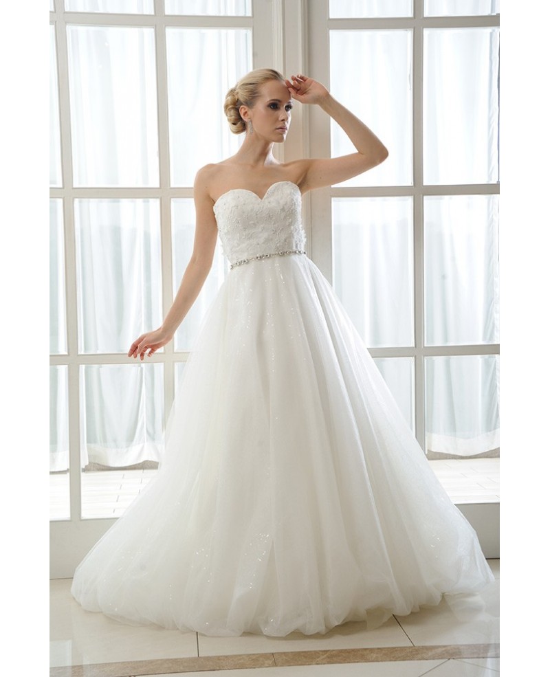A-Line Sweetheart Sweep Train Tulle Wedding Dress With Beading Appliques Lace
